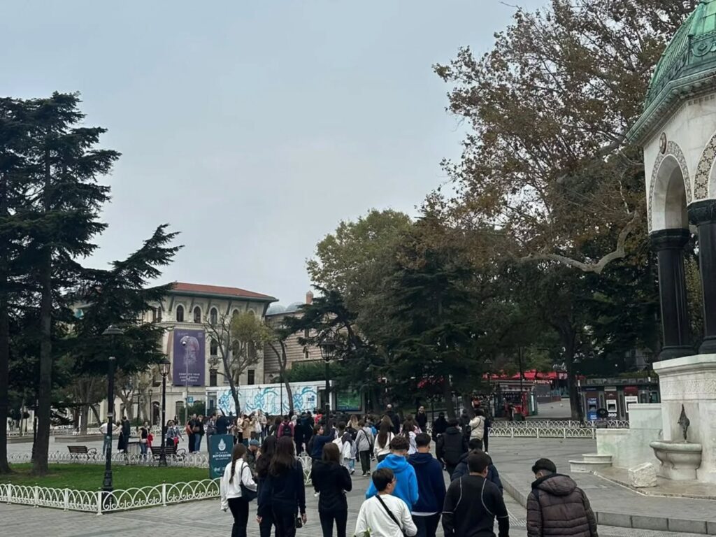 Instagram post from takegitimkurumlari. This post is in position 9.